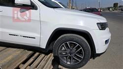 جیپ گراند شیرۆکی